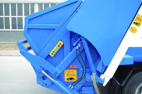 6cub and 12 cum compress rate 1:3 compressed garbage vehicle