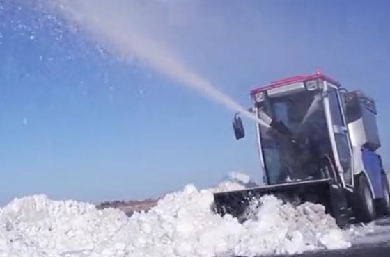 small size multi-function city street sweeper snow blower high pressure water